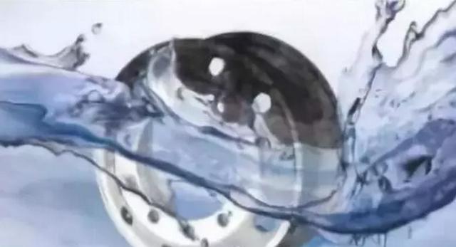 鑄造與(yǔ)鍛造的區别，90%的(de)車友都不知道(dào)