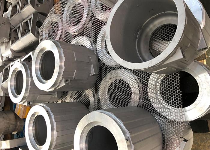 合金鑄(zhù)造澆入型腔(qiang)冷卻到室溫(wēn)要經曆三個(gè)階段